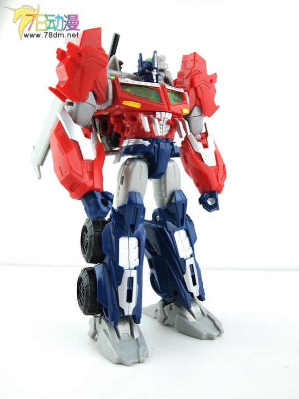 New Beast Hunters Optimus Prime Voyager Class Our Of Box Images Of Transformers Prime Figure  (2 of 47)